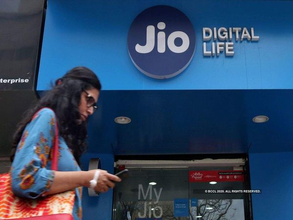 Jio launched 3 new 'all-in-one' plans, free calling, data will be available for 336 days