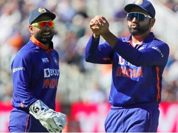 Rishabh-Pant-Rohit-Sharma