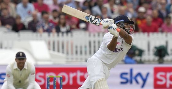 MS Dhoni vs Rishabh Pant Stats|  Bhartiya wicketkeeper ke records|  Rishabh Pant becomes fourth Indian wicket keeper to score 1000 away runs in test cricket|  India vs England second test|  Rishabh Pant new record|