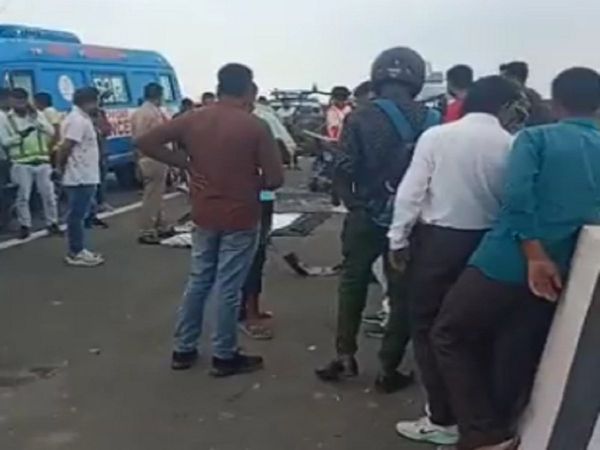 Road accident in ghaziabad