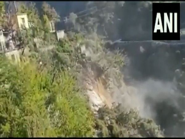 Uttarakhand | A landslide occurred today morning at Jhali Math in Sari village of Rudraprayag district