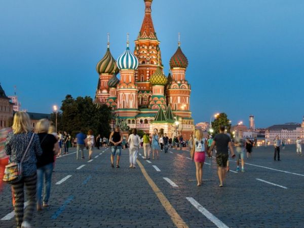 Sunrise And Sunset Together in Russia Know about some Interesting and weird facts about Russia