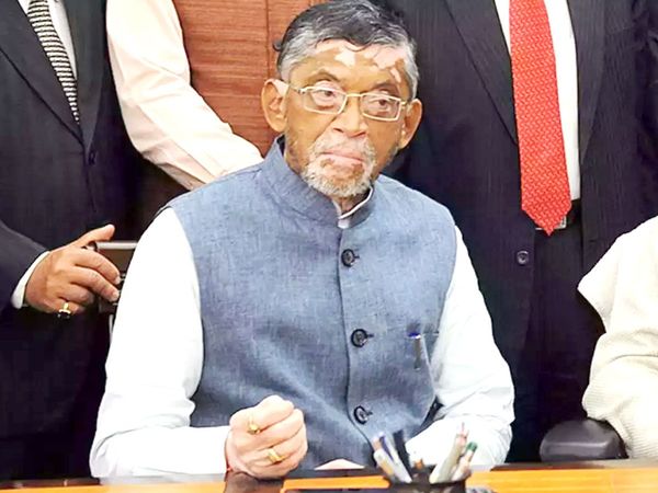 Employee Layoffs: 300 से कम कर्मचारियों वाली कंपनी बिना सरकार के मंजूरी के कर सकेगी छंटनी,विधेयक पेश