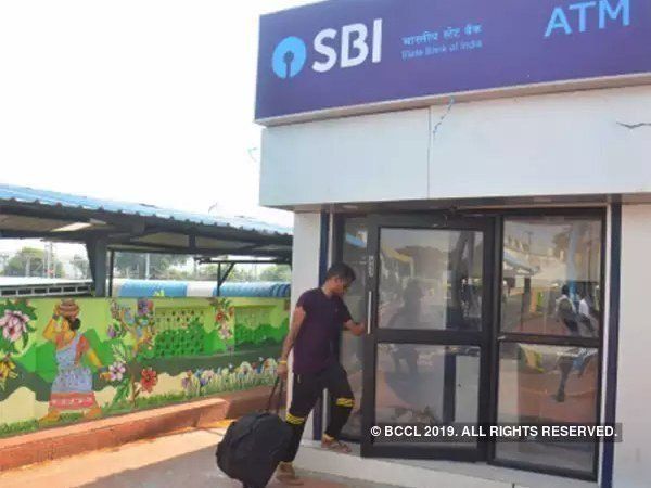 SBI earns 300 crores in 5 years from zero balance accounts, PNB at number two
