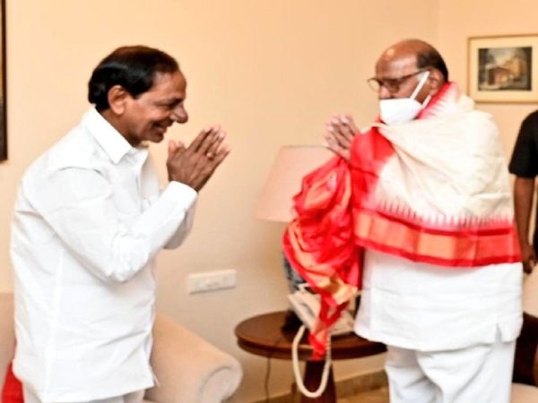 KCR SHARAD PAWAR MEET THIRD FRONT PROSPECTS