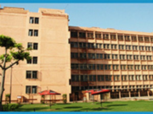 SN Medical College