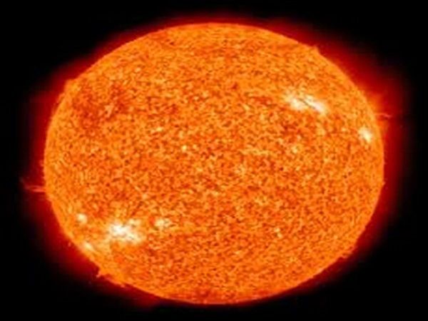 Very close pictures of the sun