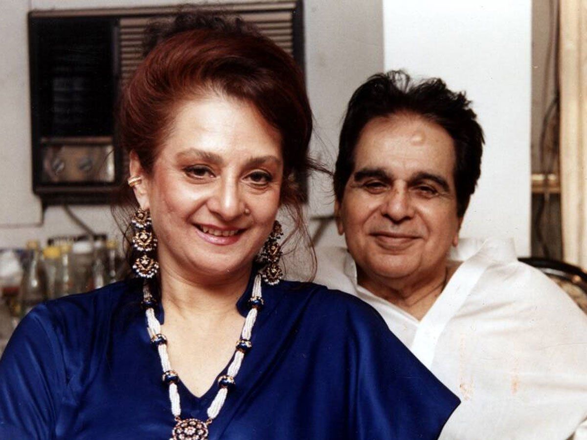 Saira Banu Networth: 600 करोड़ की प्रॉपर्टी, 350 करोड़ का बंगला, जानिए कितनी हैं सायरा बानो की नेटवर्थ