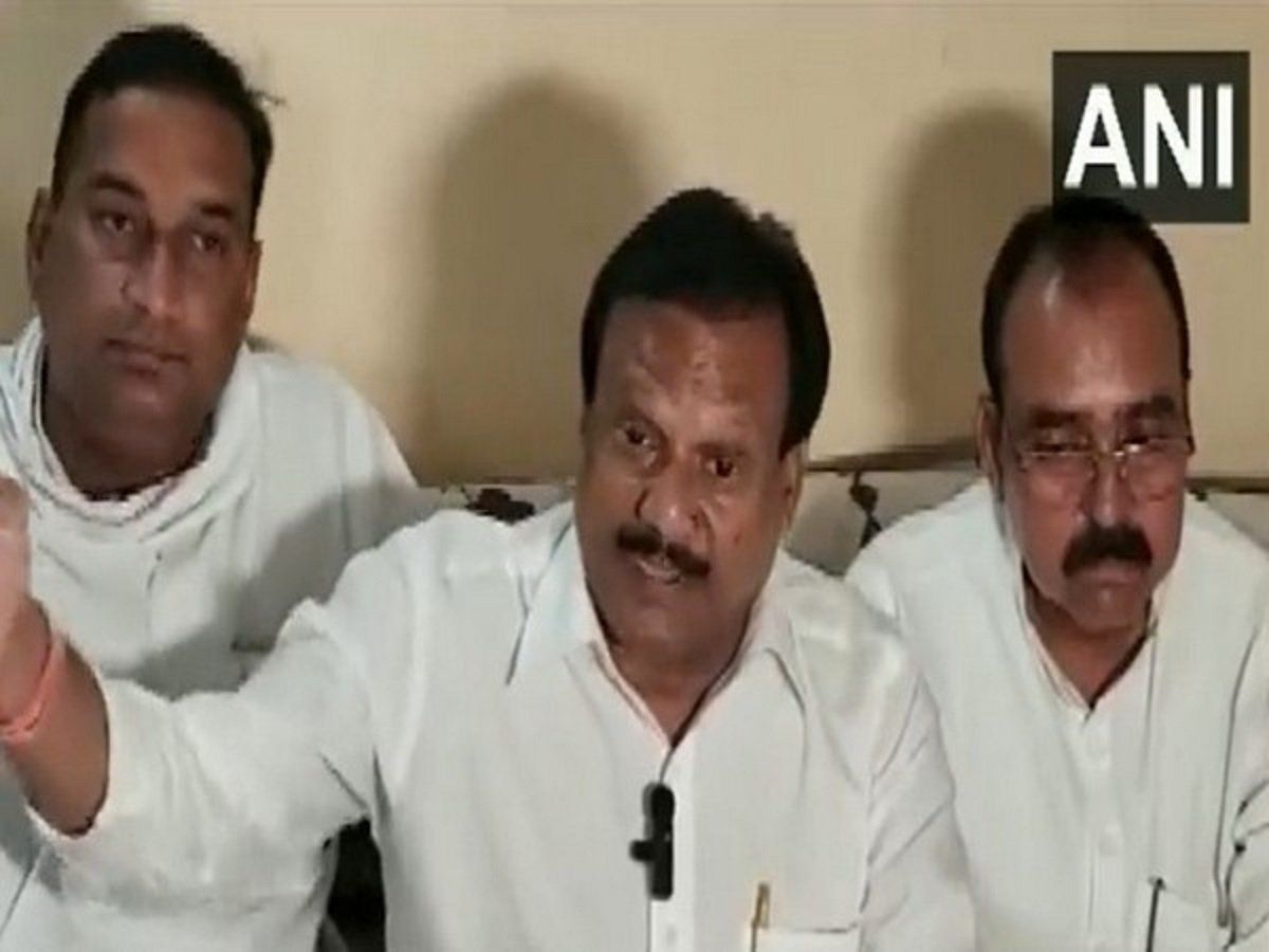 Madhya Pradesh: Congress नेता का झलका जिन्ना प्रेम, बोले- जिन्ना ने देश तोड़ा नहीं, उन्होंने तो भला किया