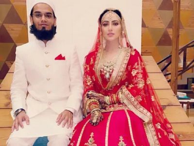 Sana Khan with husband Mufti Anas Sana Khan with husband Mufti Anas