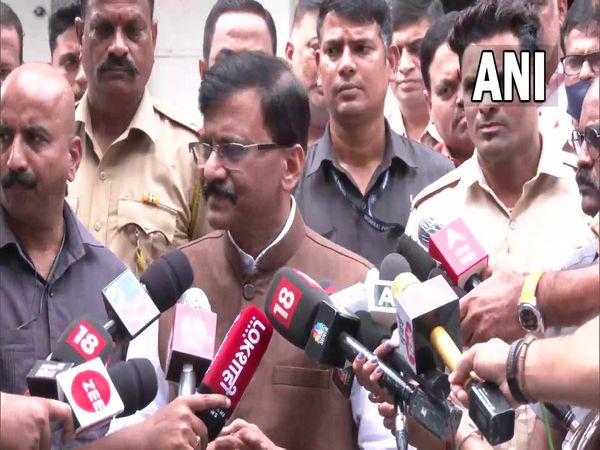 Shiv Sena Leader Sanjay Raut says who leaves the party under ED pressure is not a true Balasaheb Bhakt