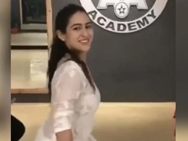 Sara Ali Khan Dance Video