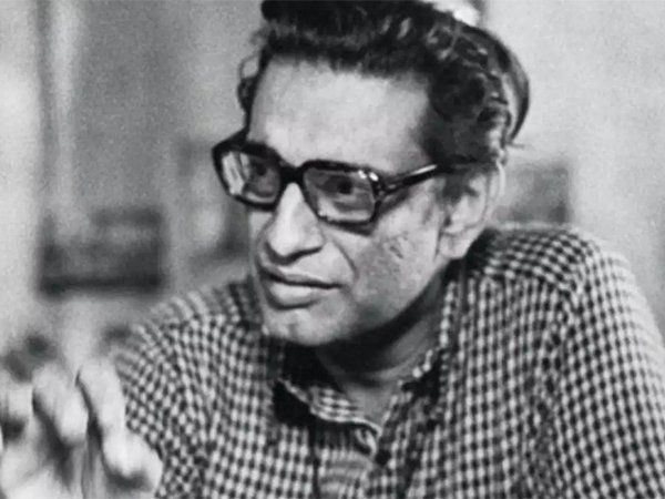 today's history 30 March 2022