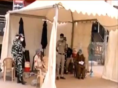 Police force deployed at Shaheen Bagh as anti CAA groups plan protests again