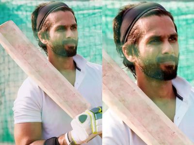 Shahid Kapoor Jersey