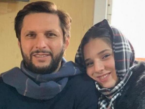Shahid Afridi daughter Aqsa Afridi