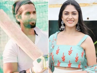 Shahid Kapoor and Mrunal Thakur Shahid Kapoor and Mrunal Thakur