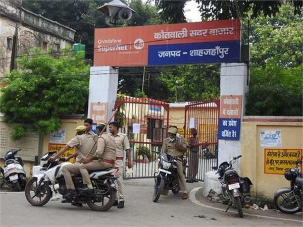 Rape victim files FIR after 26 years to get her son parental rights in Shahjahanpur UP