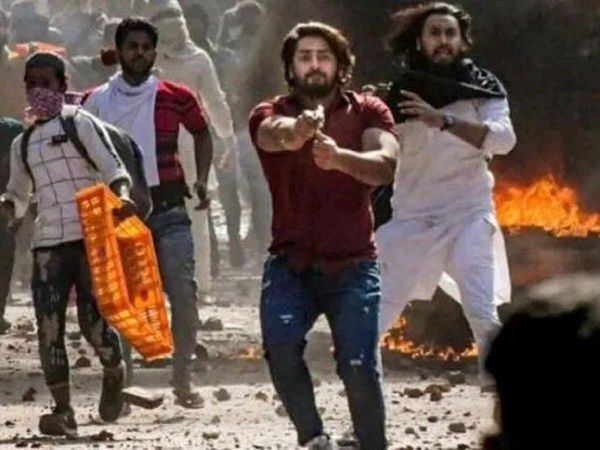 shahrukh _delhi violence 