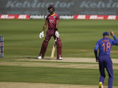 Shai-hope-bowled Shai-hope-bowled