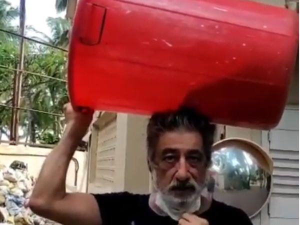 Shakti Kapoor went out to buy liquor with a drum