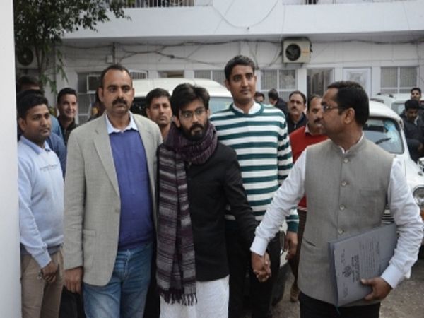 Sharjeel Imam prepared an anti CAA NRC pamphlet distributed it in various masjids