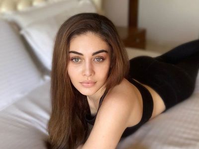 Shefali Jariwala Shefali Jariwala
