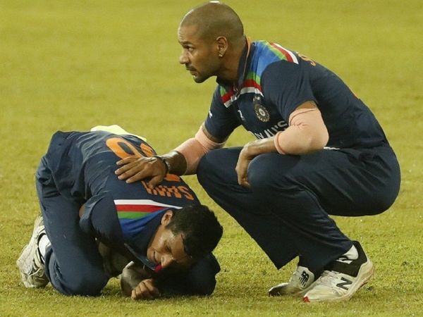 Injured Navdeep Saini with Shikhar Dhawan