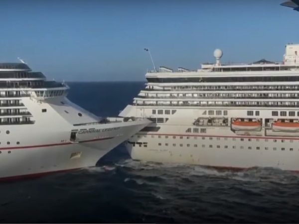 Collision between two cruise ships