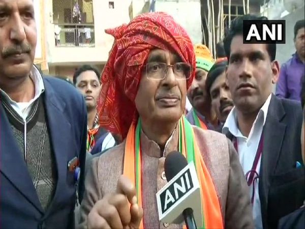 shivraj singh chauhan hits out on Kamal Nath says after by election he will go to delhi