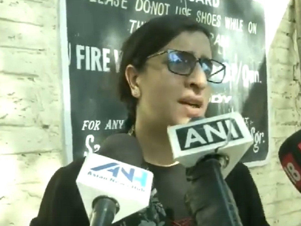 'आप उनकी स्पीरिट को नहीं मार सकते'; कश्मीरी पंडित बिंद्रू की बेटी ने दी पिता के हत्यारों को बहस की चुनौती