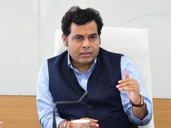 Shrikant Sharma, Energy Minister, UP