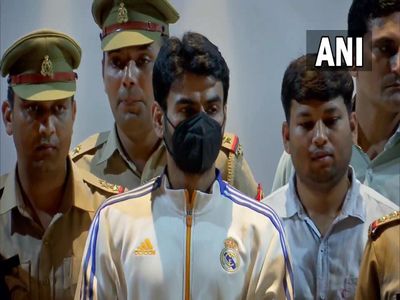 Allahabad High Court grants bail to Srikant Tyagi accused of threatening a woman Allahabad High Court grants bail to Srikant Tyagi accused of threatening a woman