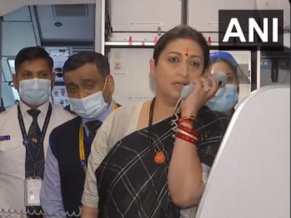 Smriti Irani welcomes students by speaking in regional languages as they return from Ukraine 