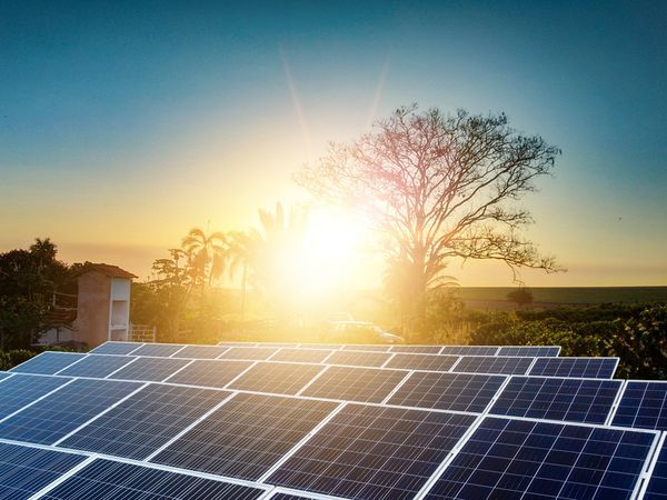 Reliance to invest Rs 75,000 crore in green energy, target to generate 100,000 MW of solar power