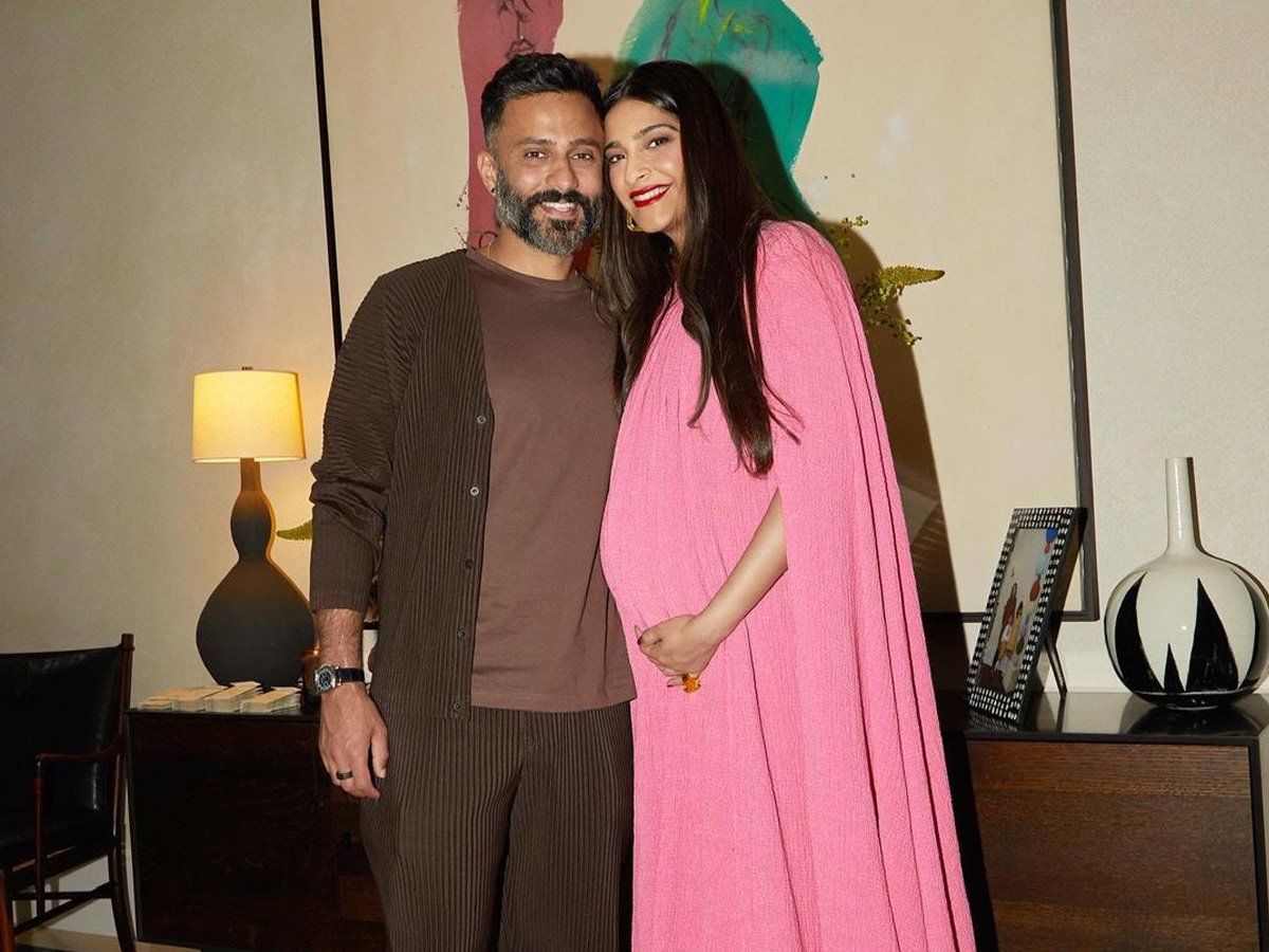 Sonam Kapoor and Anand Ahuja Blessed With Baby Boy Actress Neetu Kapoor ...