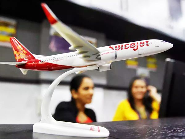 SpiceJet pilot forced leave