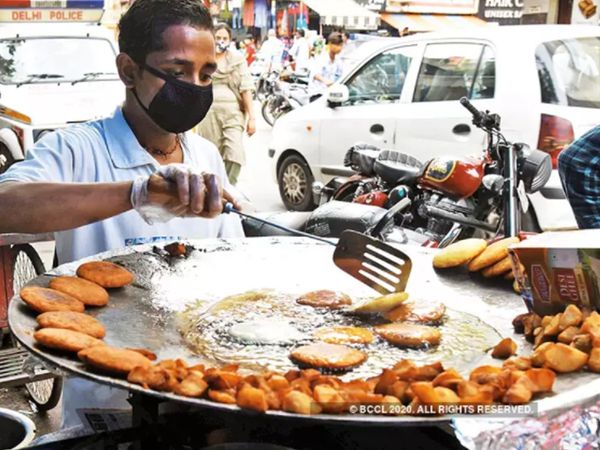 All street food can be ordered online, government shook hands with Swiggy