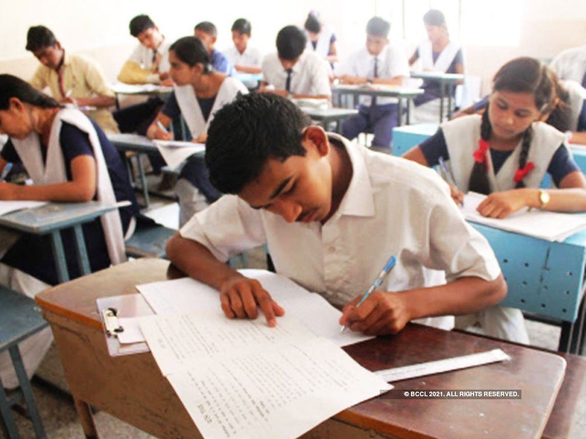 CBSE 12th Class:12वीं स्टूडेंट मूल्यांकन को लेकर सीबीएसई ने बनाई 13 सदस्यीय कमेटी