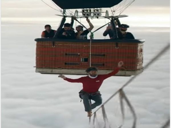 Stunt Video Man Stunt on six thousand feet height Set World Record Watch Viral Video