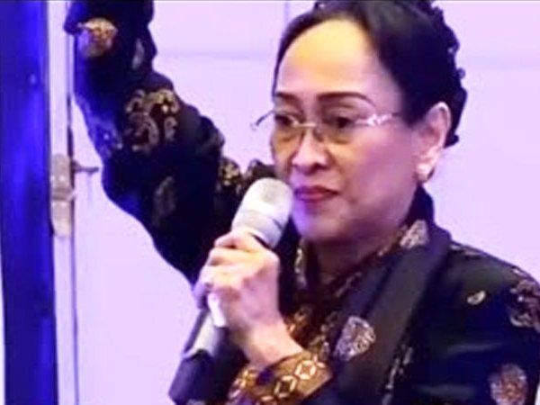 Sukmawati Sukarnoputri Religion