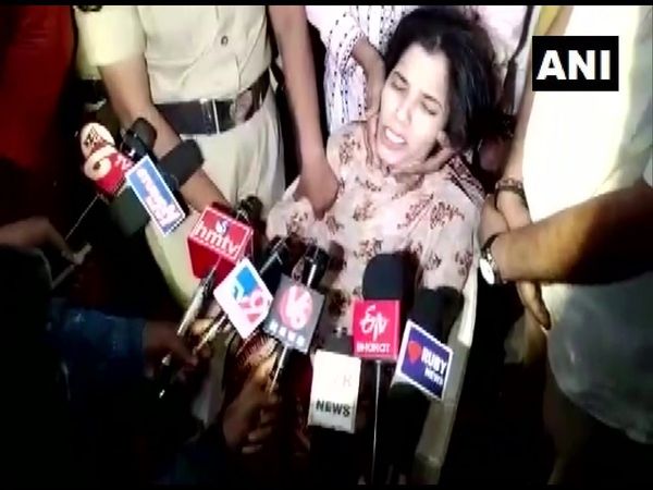 Hyderabad : Ashrin Sulthana says Nagaraju  told my mother that he will convert to a Muslim but my mother didn’t listen