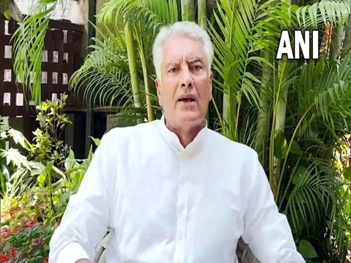 बीजेपी नेता सुनील जाखड़ ने कांग्रेस पर साधा निशाना, पूछा- 'कौन होगा राजस्थान का चन्नी'
