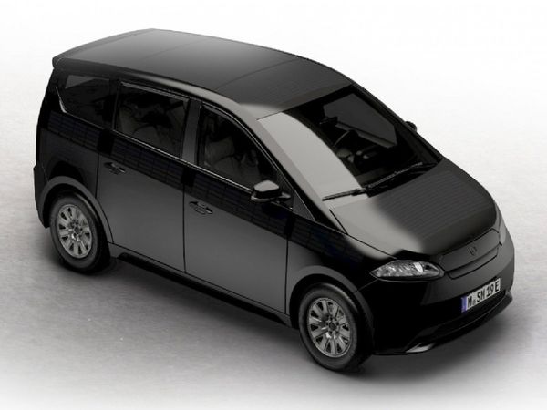 German Startup Introduced Solar Power Car