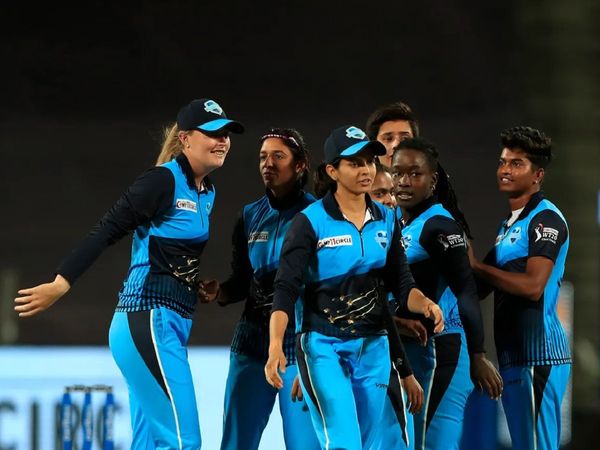 Supernovas vs Velocity Final Match