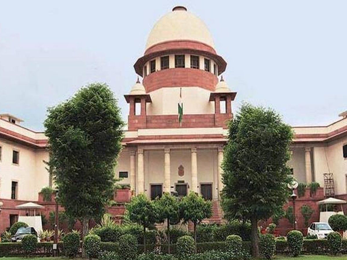 Aadhar Card News: सेक्स वर्कर्स को आधार कार्ड जारी करने के लिए SC का निर्देश, कहा- पहचान उजागर नहीं होनी चाहिए