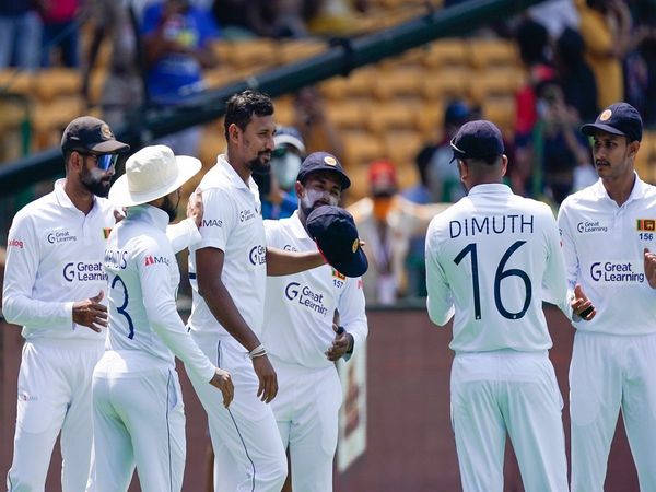 Suranga-Lakmal-Gurad-of-Honour