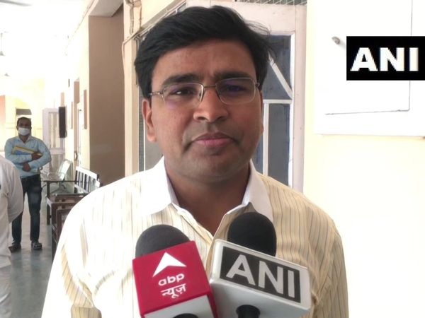 Bulldozer is going on illegal construction in Meerut, Commissioner said - JCB arrangement in each sub-zone