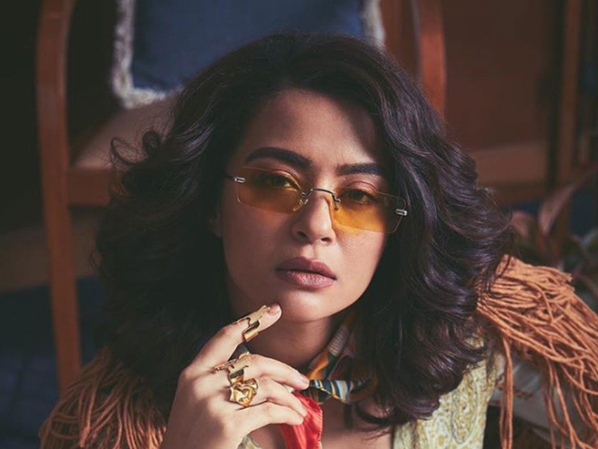 Surveeen Chawla Casting Couch: 'कमर, ब्रेस्ट की साइज पर किए जाते हैं सवाल', सुरवीन चावला ने बताया कैसे होता है कास्टिंग काउच
