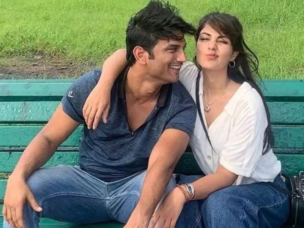 Sushant Singh Rajput, Rhea Chakraborty